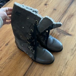Gray Sorel tie up boots